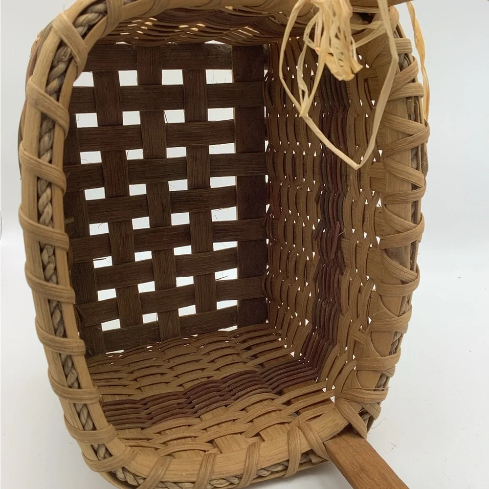 Vintage Handcrafted Tan Woven Basket